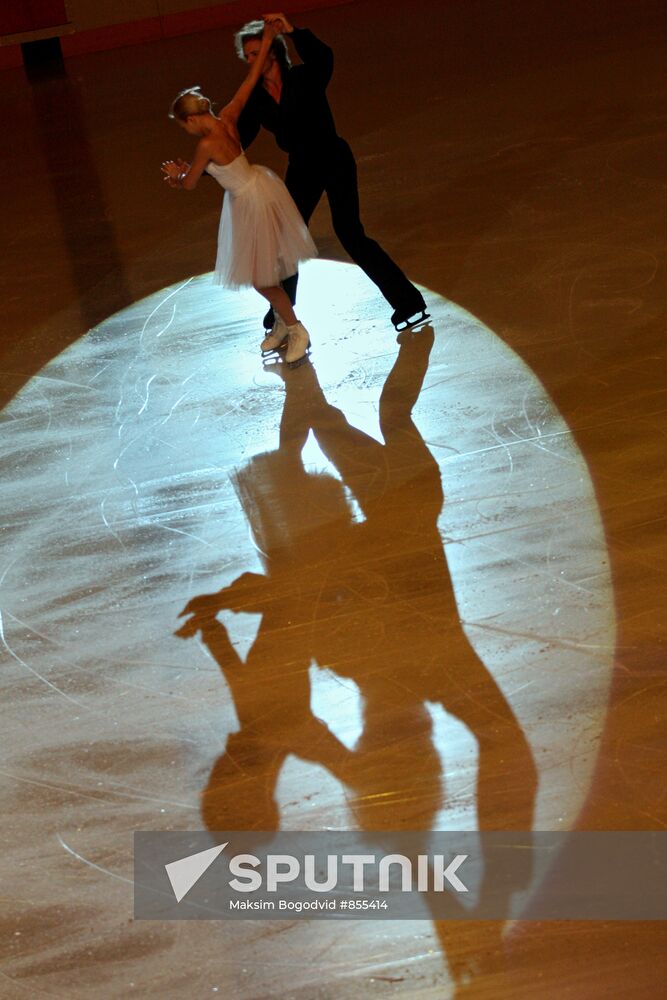 Yevgeniya Kosygina and Nikolai Moroshkin