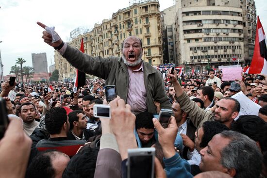Protests continue in Cairo, Egypt