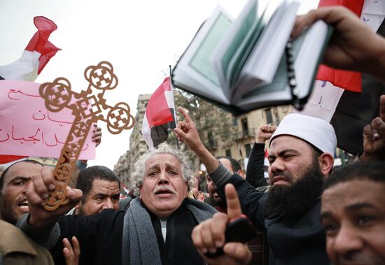 Protests continue in Cairo, Egypt