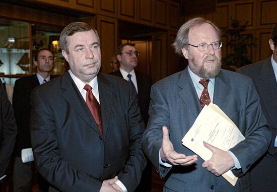 Gennady Seleznyov and Wolfgang Thierse