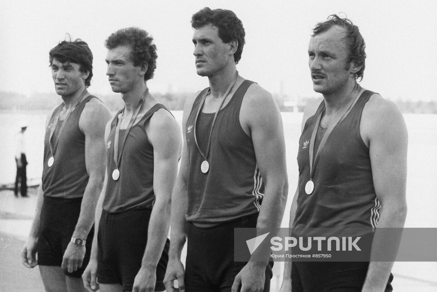 V. Pereverzev, S. Smirnov, J. Narmontas, G. Kryuchkin