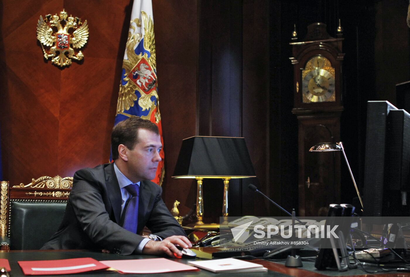 Dmitry Medvedev, Anatoly Serdyukov and Viktor Basargin