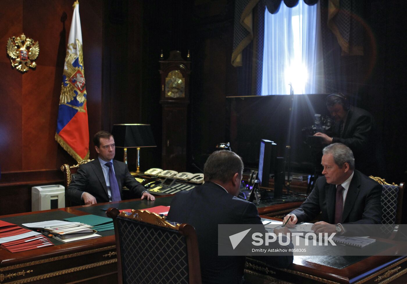 Dmitry Medvedev, Anatoly Serdyukov and Viktor Basargin