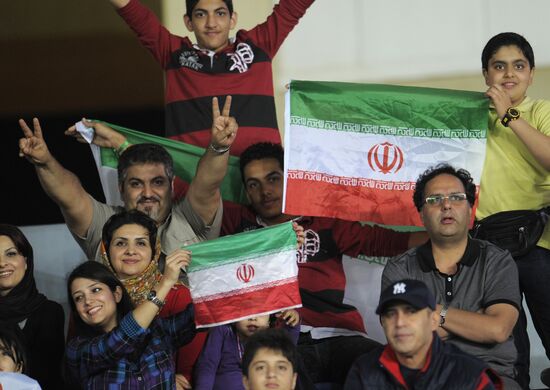 Russia, Iran face off in football friendly