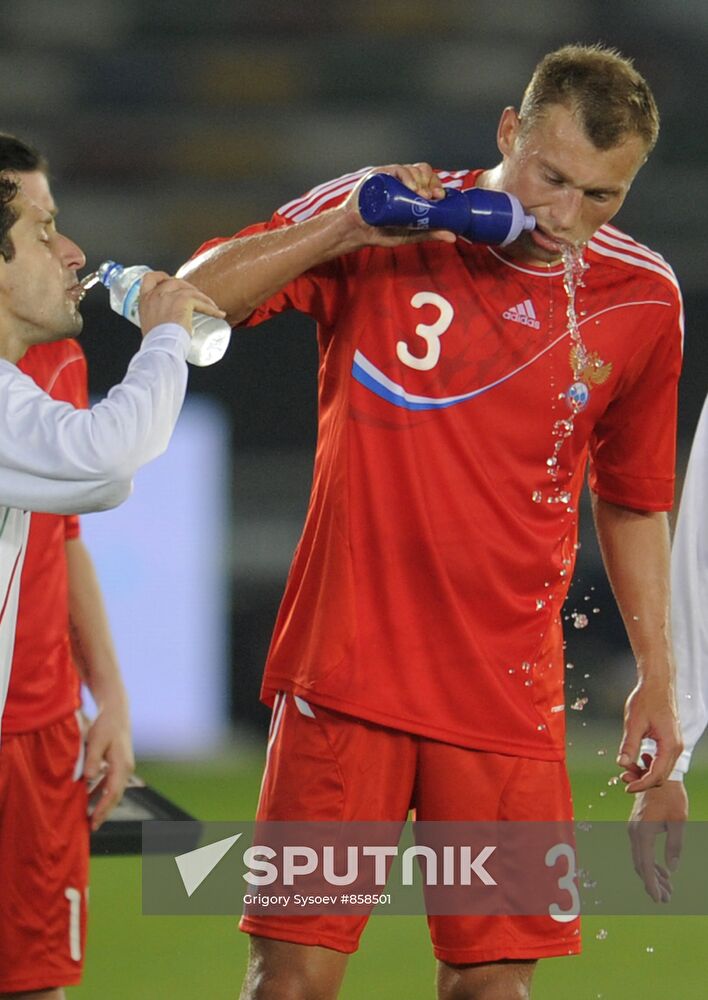 Russia, Iran face off in football friendly