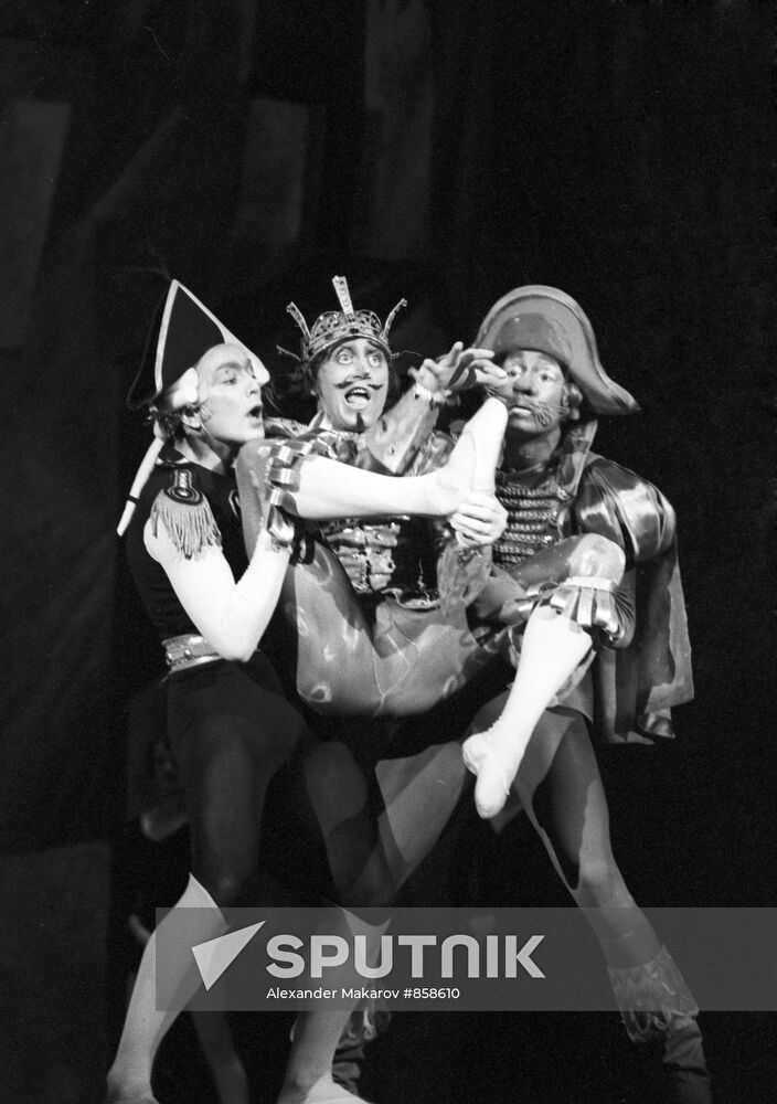 Scene from ballet Adventures of Cipollino