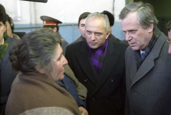 Nikolai Ryzhkov talks with people in Spitak
