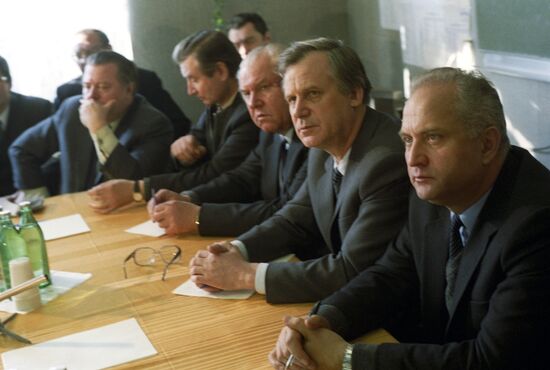 Nikolai Ivanovich Ryzhkov at RSFSR headquarters meeting