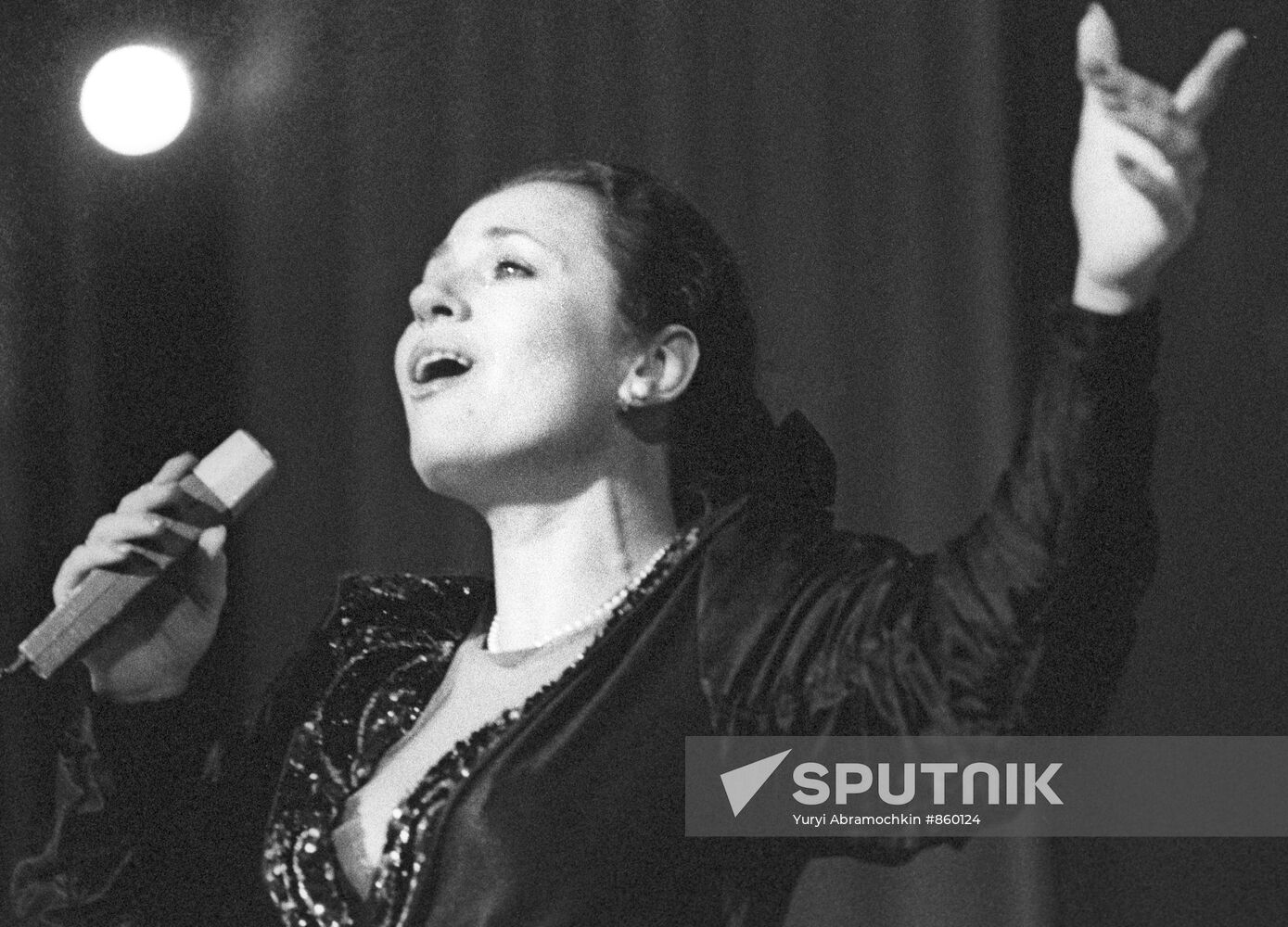 Singer Valentina Tolkunova