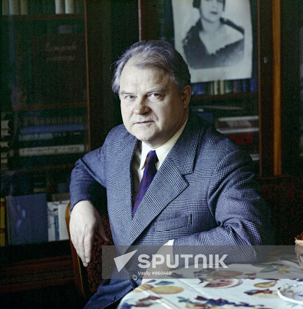 Tikhon Khrennikov