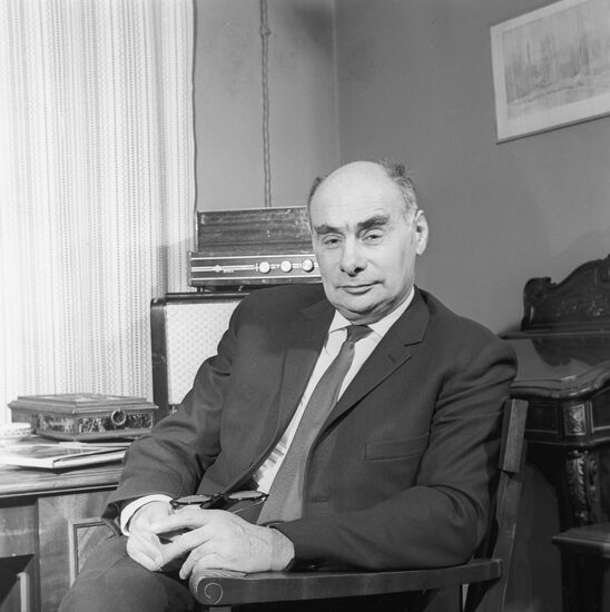 Academician Georgy Flerov