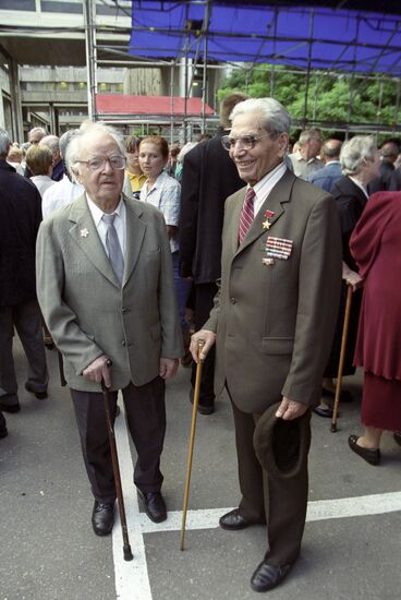 Journalists Nikolai Zabelkin and Dmitry Surov