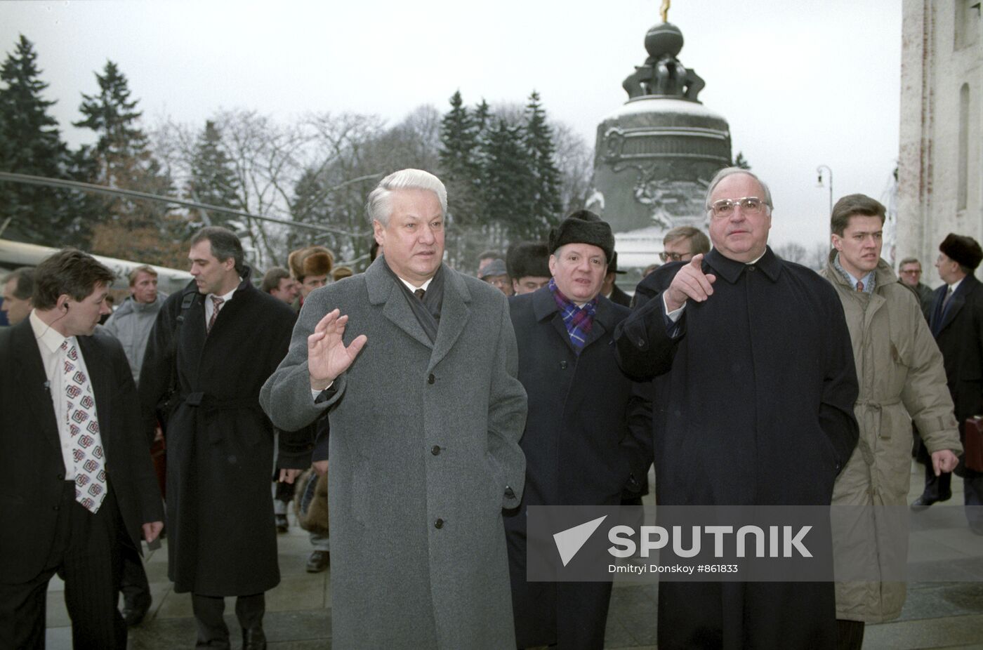Boris Yeltsin and Helmut Kohl