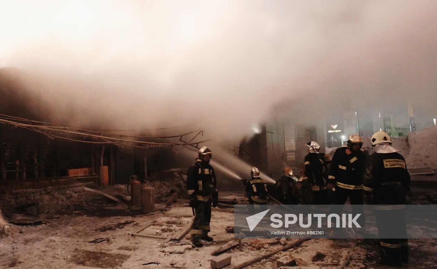 IP petrol station in St.Petersburg on fire