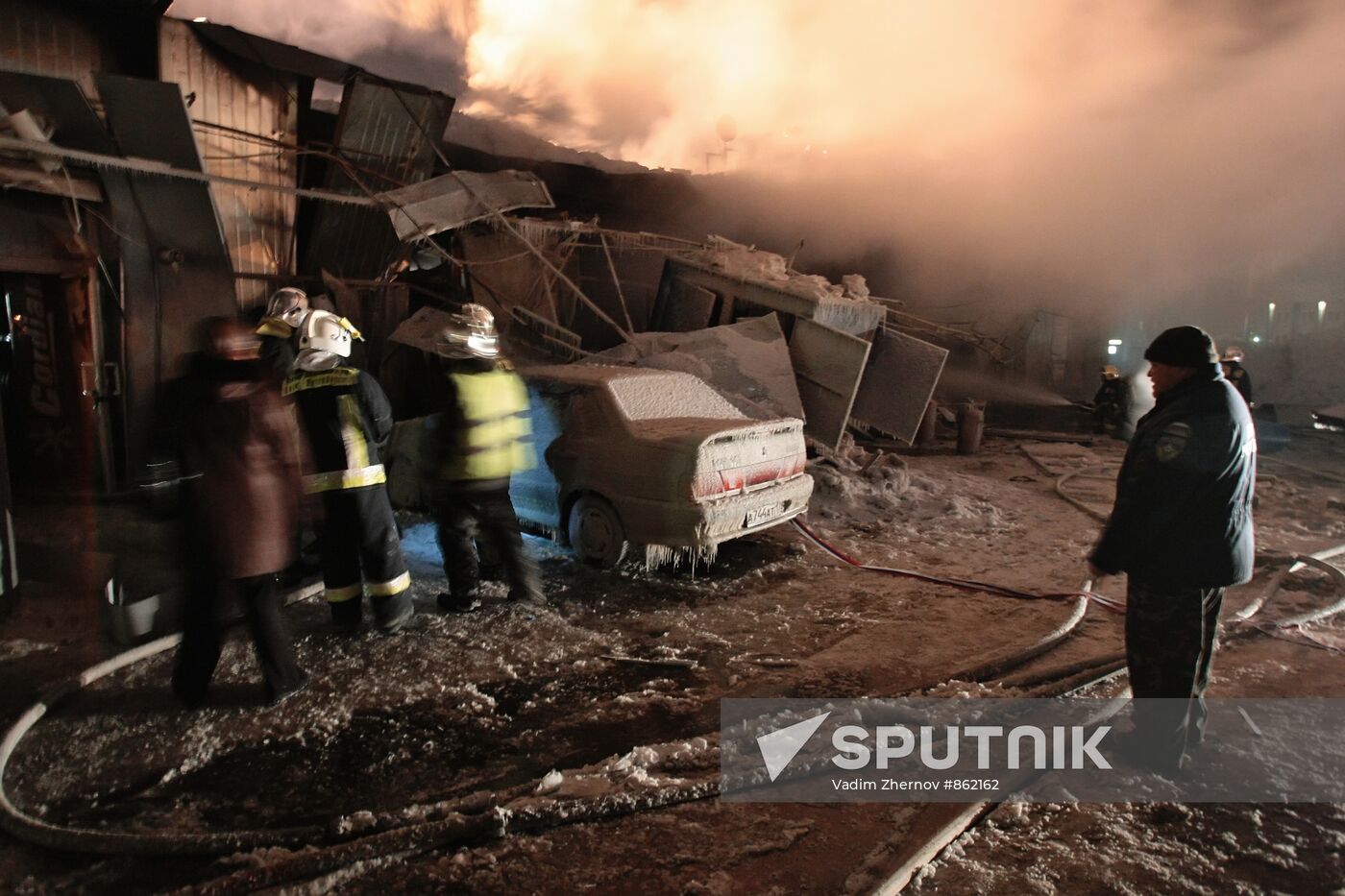 IP petrol station in St.Petersburg on fire