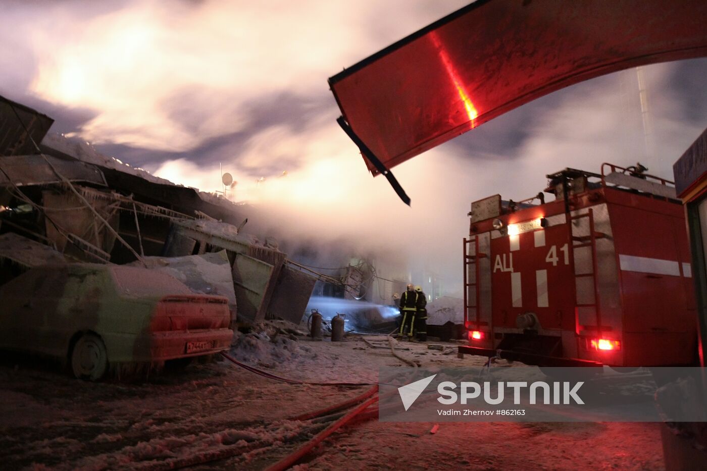 IP petrol station in St.Petersburg on fire