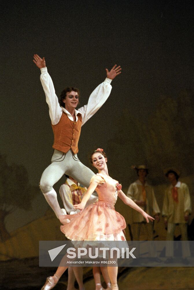 Scene from ballet Vain Precautions