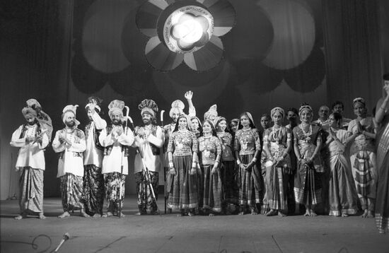 Gala concert by the Indian participants of the festival