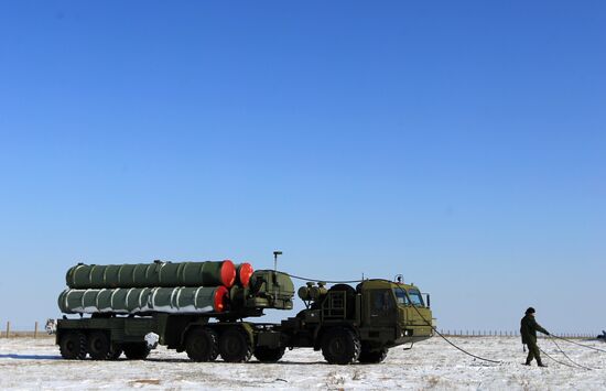 S-400 Triumf air defense systems prepared for commissioning