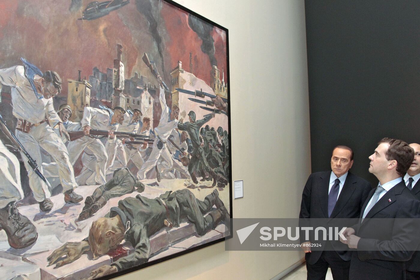 Dmitry Medvedev visits Italy