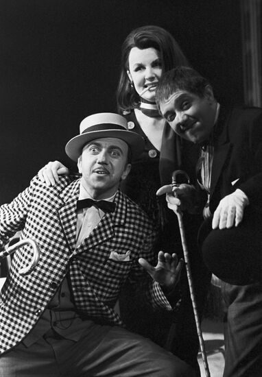 Roman Tkachuk, Zoya Zelinskaya and Boris Runge