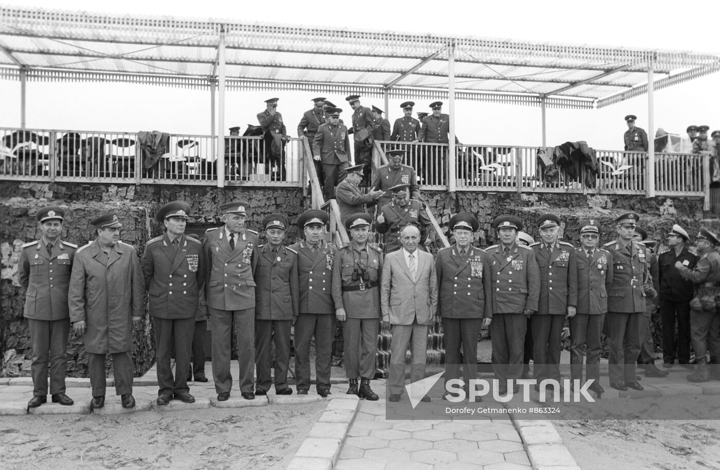 Todor Zhivkov, defense ministers in training area
