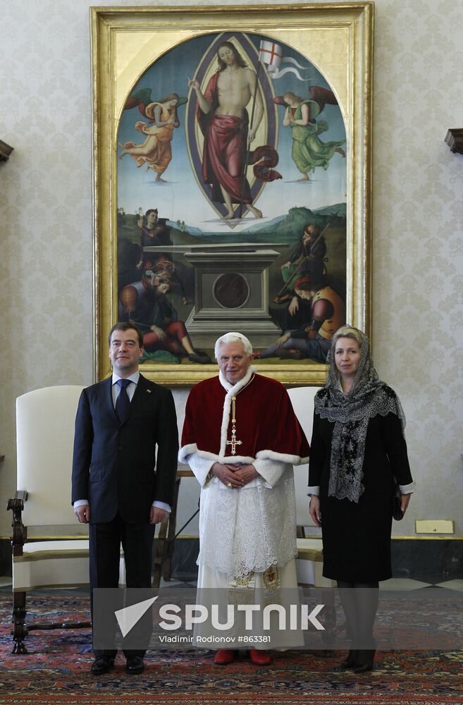 President Medvedev visits Vatican