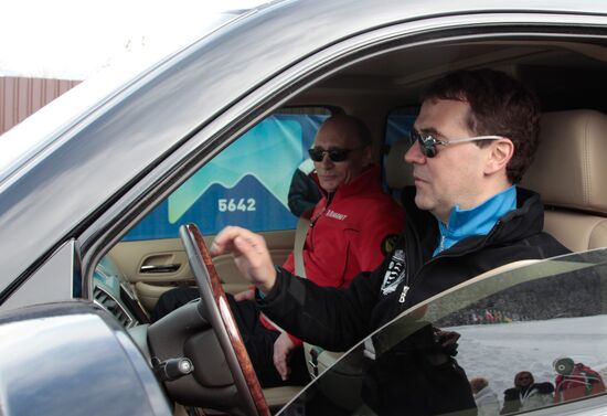 Dmitry Medvedev and Vladimir Putin visit Rosa Khutor ski resort