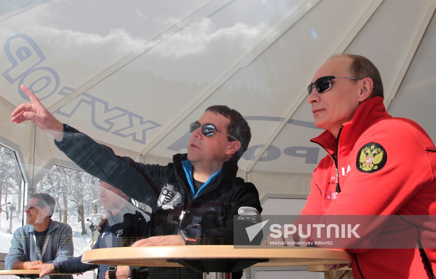 Dmitry Medvedev and Vladimir Putin visit Rosa Khutor ski resort
