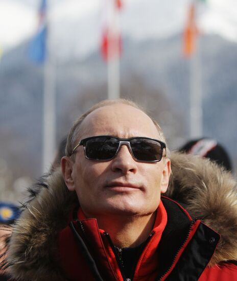 Dmitry Medvedev, Vladimir Putin visit ski resort Rosa Khutor