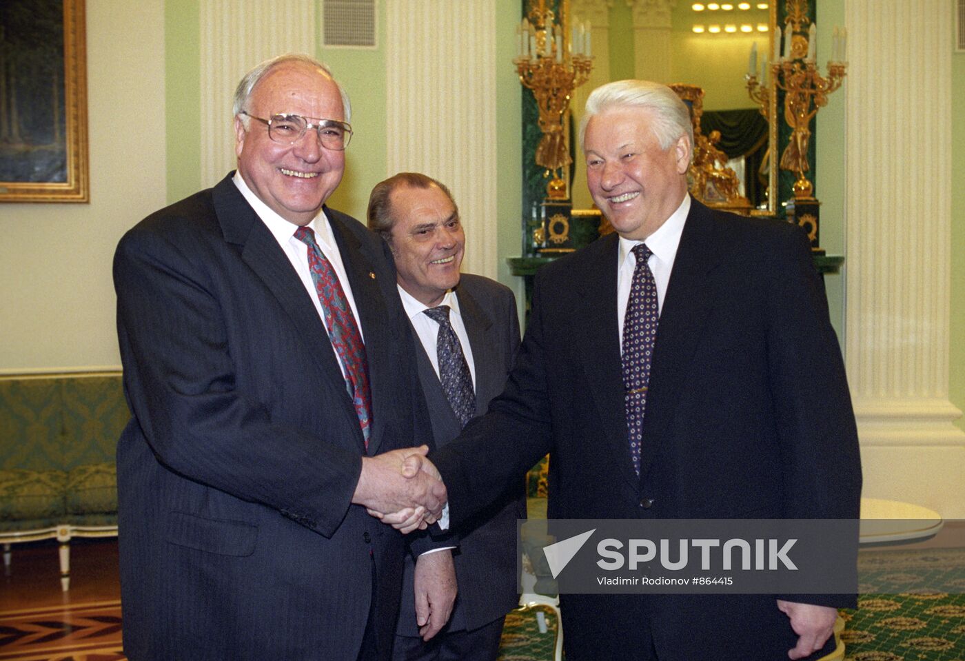 Boris Yeltsin and Helmut Kohl