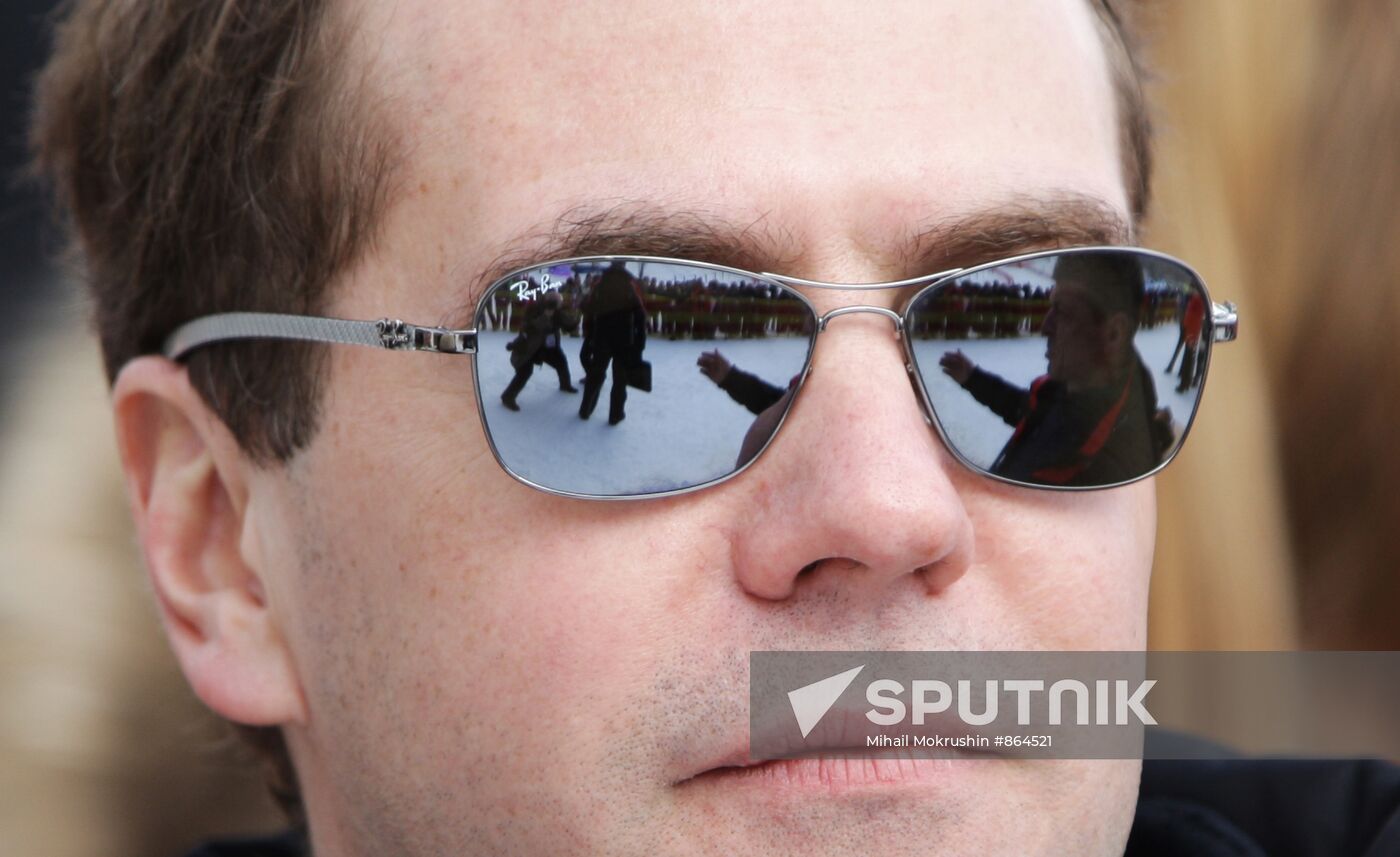 Dmitry Medvedev, Vladimir Putin visit Alpine ski resort