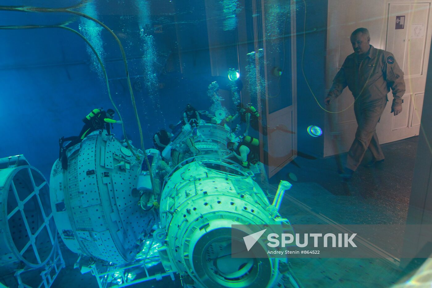 Astronauts train in Zvyozdny Gorodok