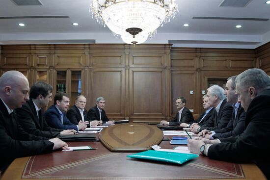 Dmitry Medvedev meets leaders of State Duma factions