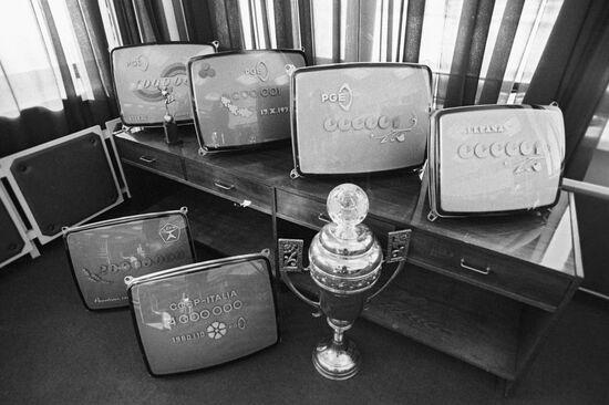 The output of the Ekranas television plant