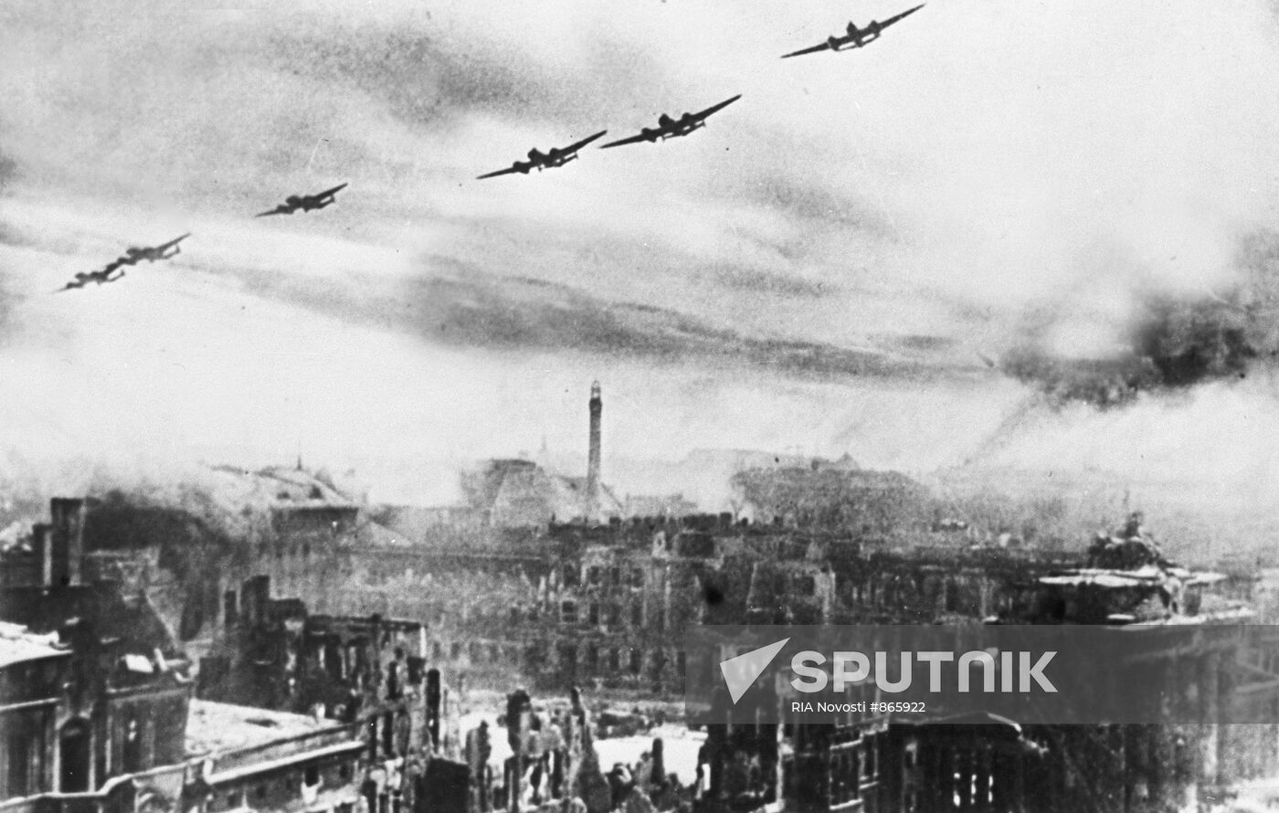 Soviet bombers over Berlin