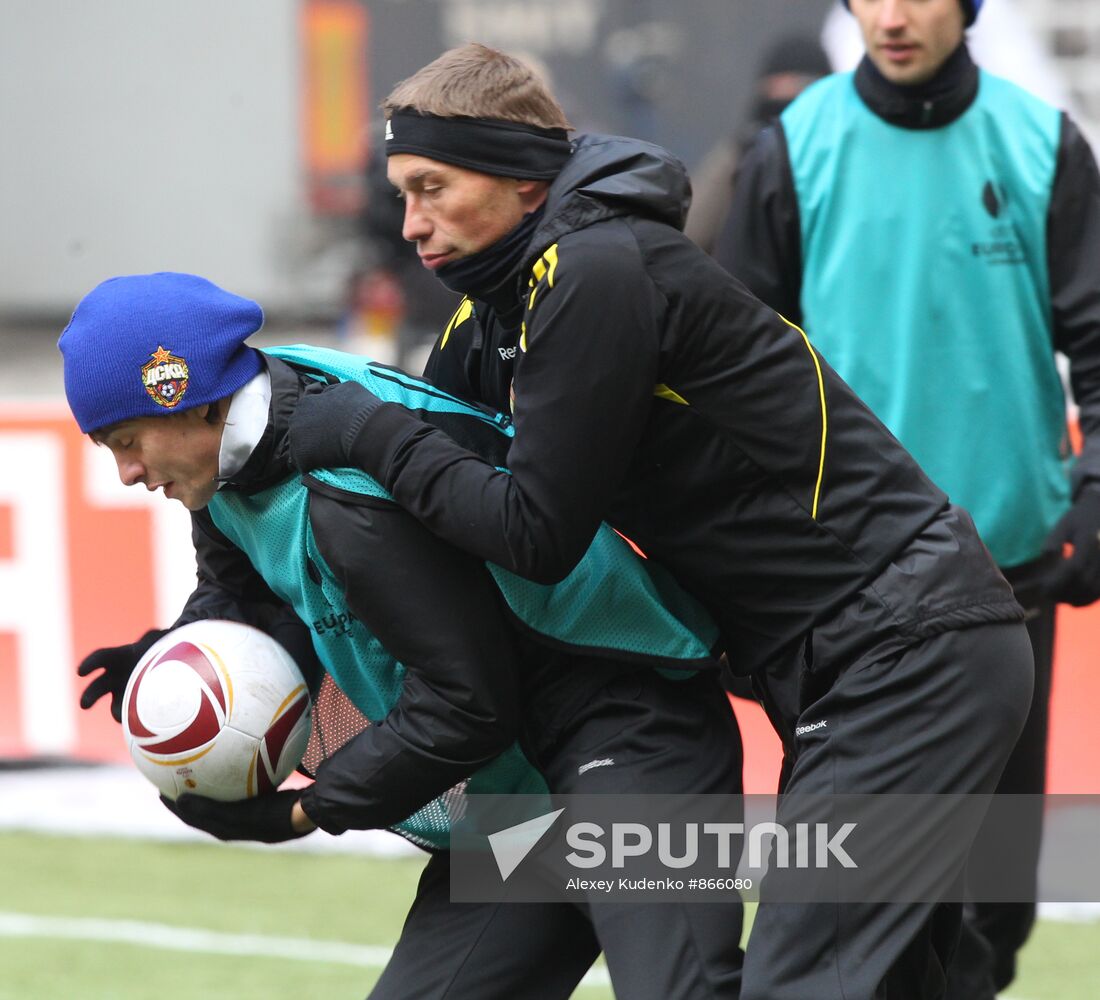 Football. CSKA holds open training session