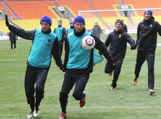 Football. CSKA holds open training session