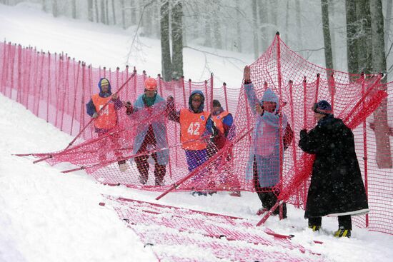 Preparation of slopes at "Rose Farm" ski resort