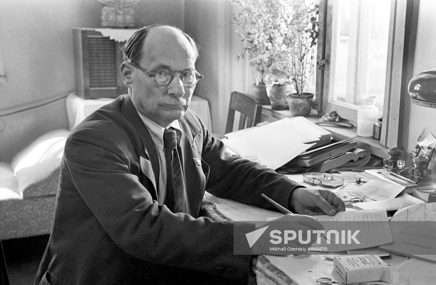 Poet Yakub Kolas