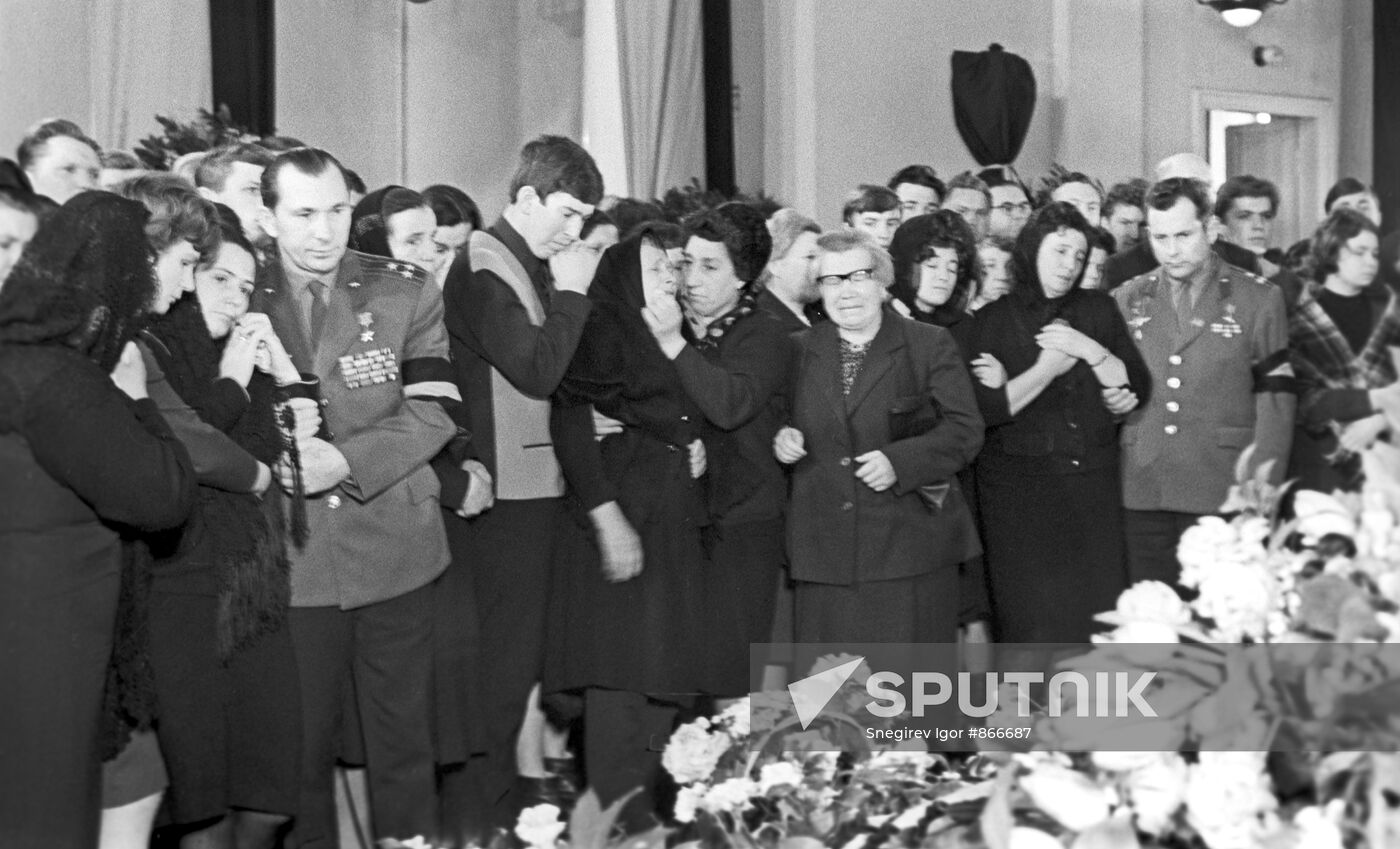 Funeral of Yuri Gagarin and Vladimir Seryogin