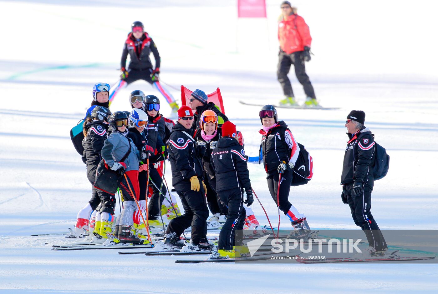 Women's 2010-2011 Alpine Ski European Cup. Training session