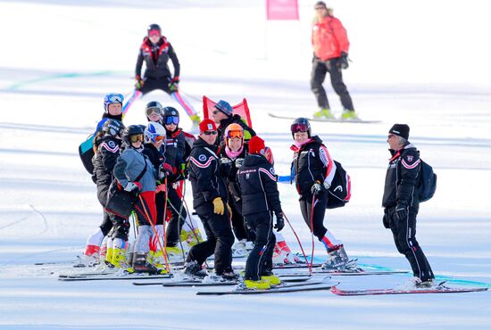 Women's 2010-2011 Alpine Ski European Cup. Training session
