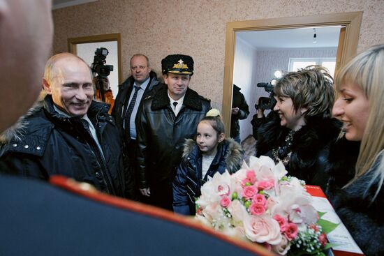 Vladimir Putin visits Northwestern Federal District