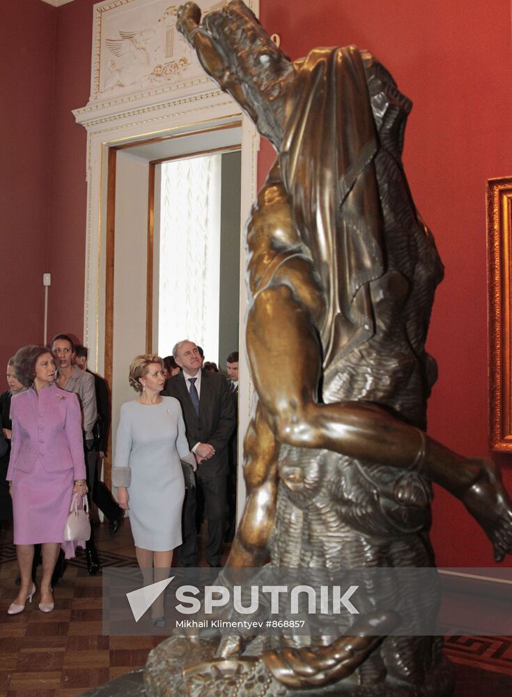 Svetlana Medvedev and Queen Sofía in St Petersburg