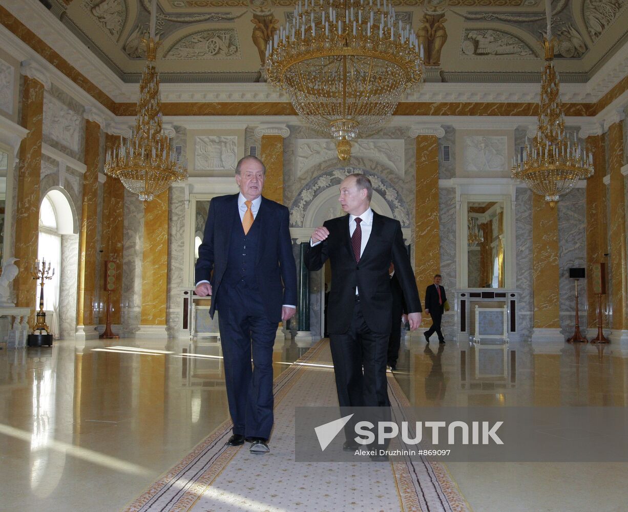 Vladimir Putin meets with Juan Carlos I