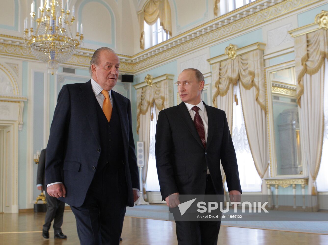 Vladimir Putin meets with Juan Carlos I