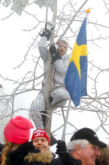 World cup women's long distance ski racing