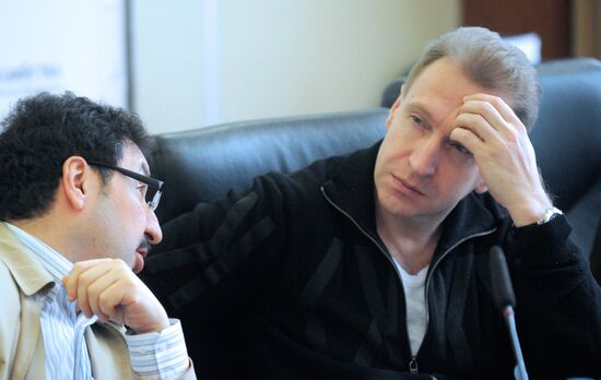 Vladimir Mau, Igor Shuvalov
