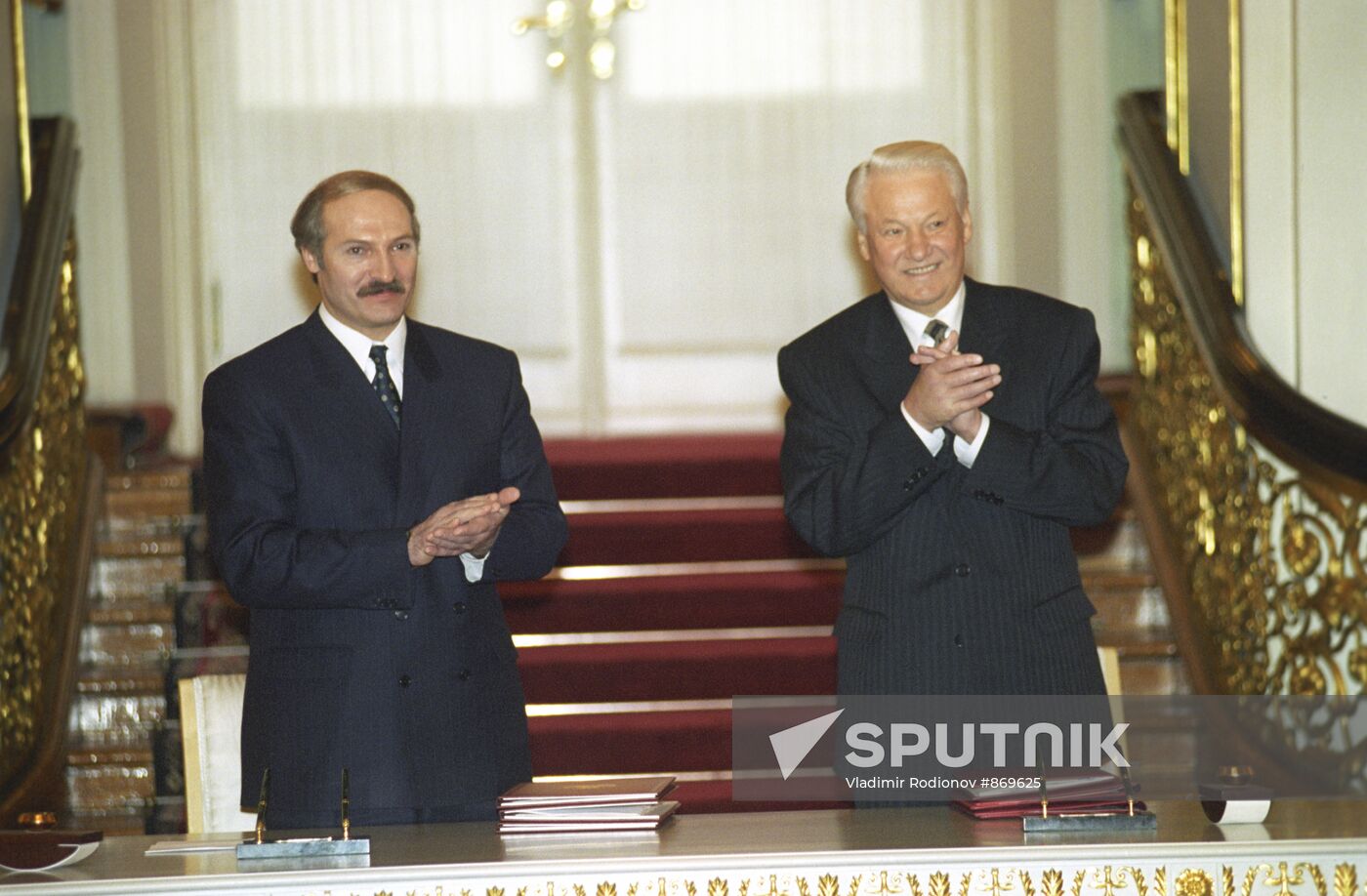 Boris Yeltsin and Alexander Lukashenko